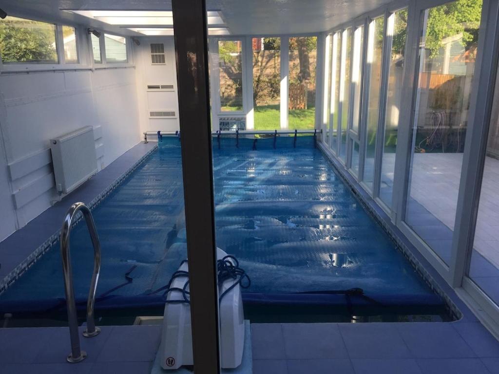 River House With Heated Pool June To Sep & Garden Twickenham Exterior foto